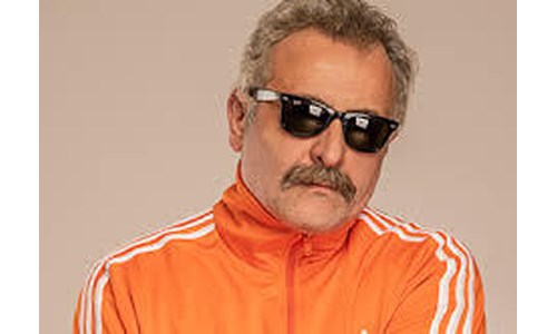 ONUR ÜNLÜ '16. YÜZYIL'A GİDİYOR...